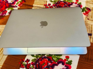 MacBook Air 2020 With 16 Gb Ram And 512 Ssd For Sa