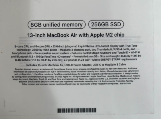 MacBook Air 13.6 inch 2022 M2 Chip 8GB Ram For Sal