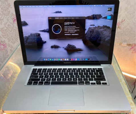 MacBook Pro 15 inch 6GB Ram & 500GB Hard For Sale