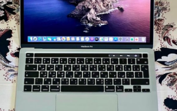 MacBook pro 13-inch 2020 Touch bar 8 gb Ram for sa