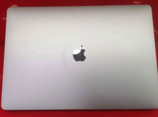 Macbook Pro 16, INCH, 2019, i9, 32 GB RAM, 1TB SSD