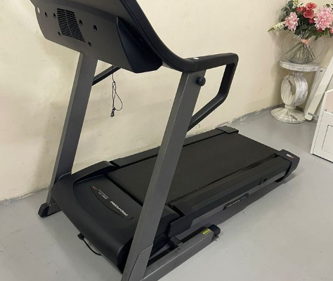 Treadmill Pro Form 560HR Excellent For Sale