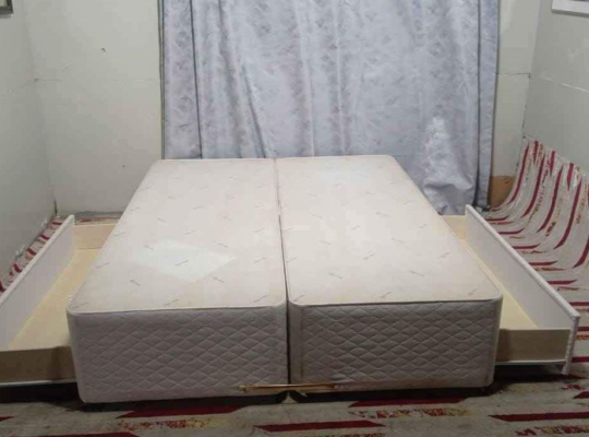 Queen size American base storage bed with mattress