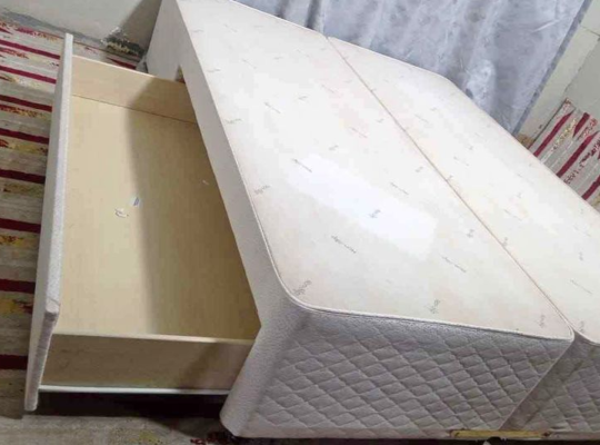 Queen size American base storage bed with mattress