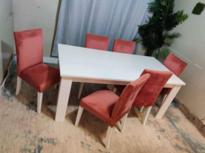 Beautiful Six chairs Dining table going cheap for