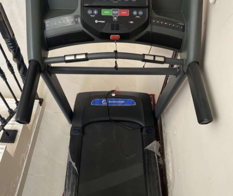 Horizon treadmill for sale