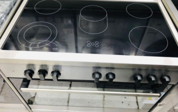 Westpoint electric cooker good condition for sale