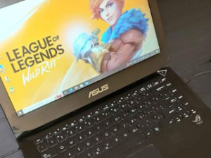Asus Rogue gaming laptop for sale
