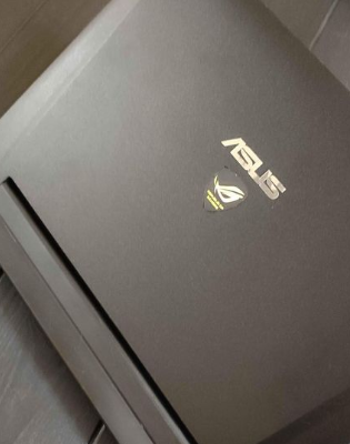 Asus Rogue gaming laptop for sale