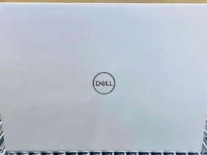 Dell Inspiron 13,5310 core i7 11th genration For S