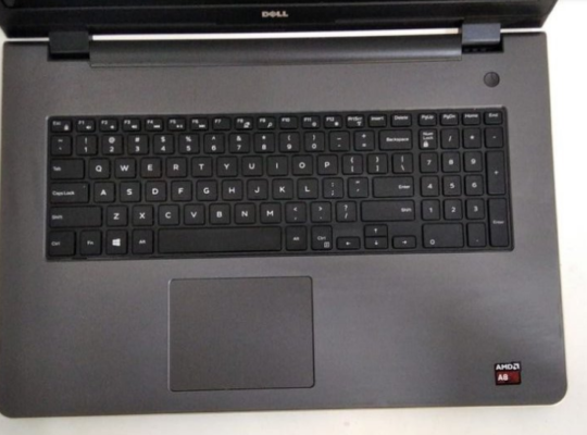 Dell Laptop AMD A8 Radeon R5 17.3″ 2.20GHz For Sal