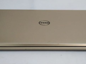 Dell Laptop AMD A8 Radeon R5 17.3″ 2.20GHz For Sal