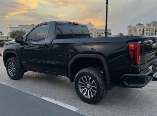 GMC Sierra coupe 2021 AT4 Gcc for sale