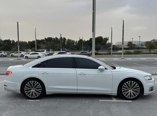 Audi A8L 2019 Gcc full option for sale