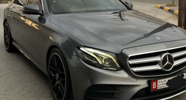 Mercedes E300 2018 Gcc full option for sale