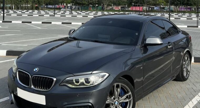 BMW M235i coupe 2015 Gcc for sale