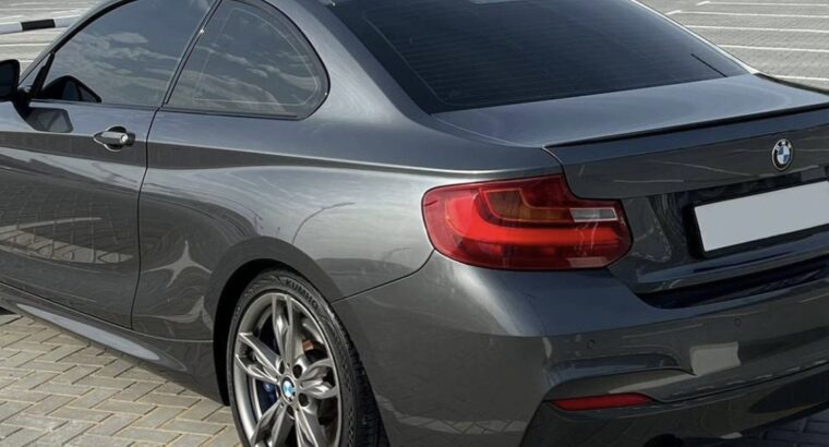 BMW M235i coupe 2015 Gcc for sale