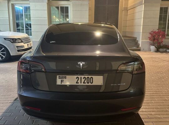 Tesla model 3 long range 2023 Gcc for sale