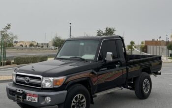 Toyota Land Cruiser pickup 2008 in good condition