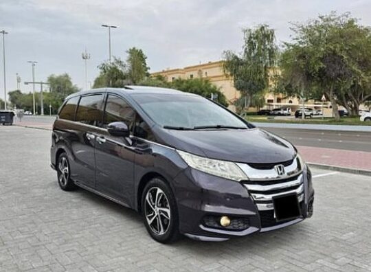 Honda odyssey 2016 full option Gcc for sale