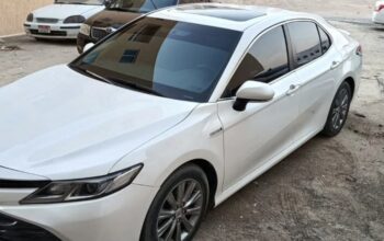 Toyota Camry Hybrid 2019 Gcc for sale