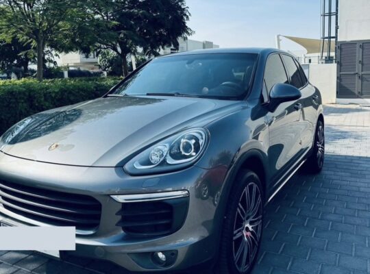 Porsche Cayenne 2016 Gcc for sale