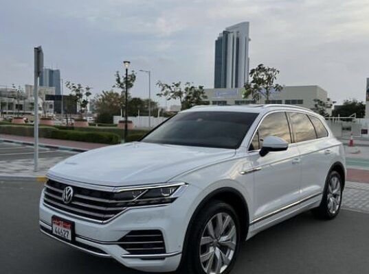 Volkswagen Touareg 2018 Gcc full option for sale