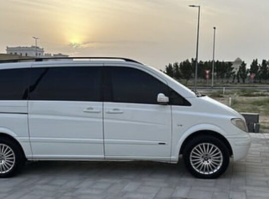 Mercedes Van Viano 2008 Gcc in good condition