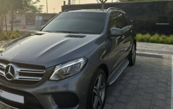 Mercedes GLE400 full option 4Matic Gcc 2018 for sa