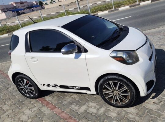 Toyota IQ 2012 for sale in good condition