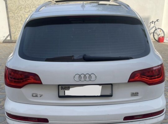 Audi Q7 2010 in good condition for sale