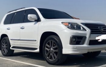 Lexus LX570 full option 2015 Gcc for sale