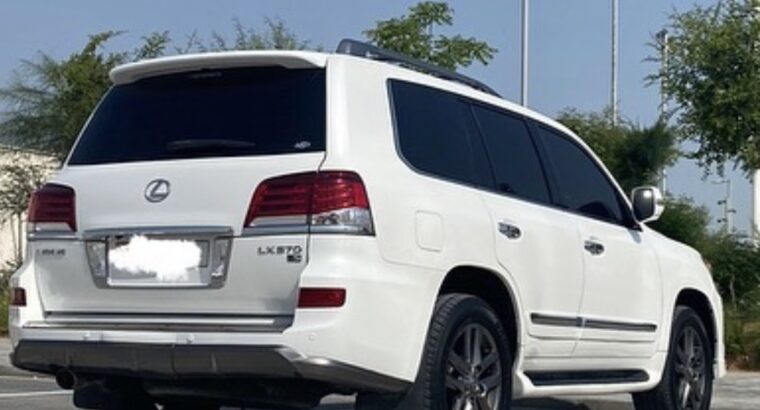 Lexus LX570 full option 2015 Gcc for sale