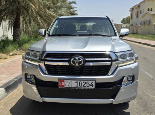 Land Cruiser VXR 5.7 full option 2021 for sale