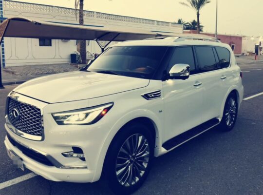 Infinity Qx80 luxury 2018 for sale in good conditi