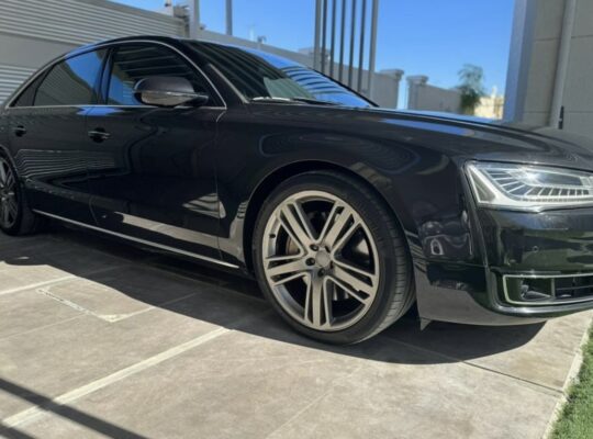 Audi A8 full option 2015 Gcc in good condition for