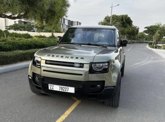 Land Rover Defender X 2021 in good condition for