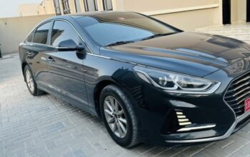 Hyundai sonata 2018 Gcc mid option for sale