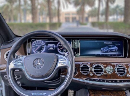 Mercedes S63 AMG full option 2014 Gcc for sale