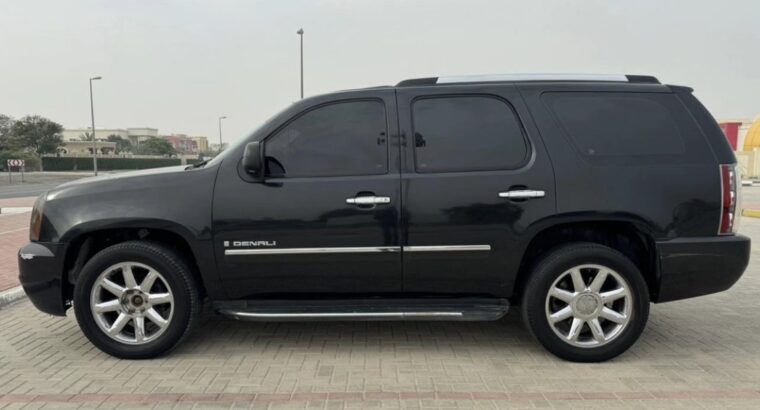 GMC Yukon Denali 2009 Gcc for sale