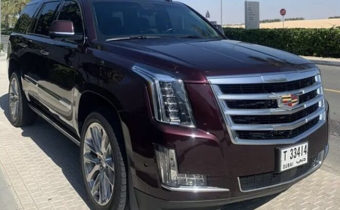 Cadillac Escalade full option 2017 Gcc for sale