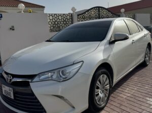 Toyota Camry S base option 2016 Gcc for sale