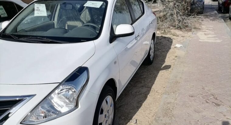 Nissan sunny 2023 Gcc mid option for sale