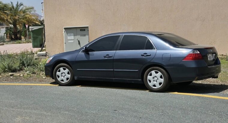 Honda Accord 2006 Gcc base option for sale