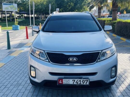 Kia Sorento 2015 Gcc full option for sale