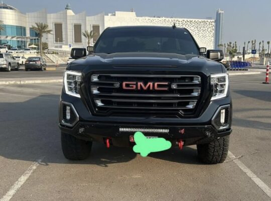 GMC Sierra AT4 coupe 2022 Gcc full option for sale