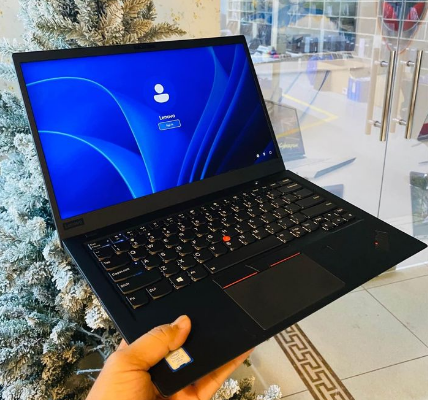 Lenovo X1 Carbon 6th Generation Ultrabook For Sale