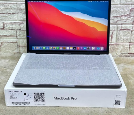 MacBook Pro 13inch with Apple M1 chip 2020 For Sal