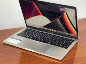 Pro MacBook, 16/1TB i7 with TouchBar 2016 Model Fo