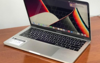 Pro MacBook, 16/1TB i7 with TouchBar 2016 Model Fo